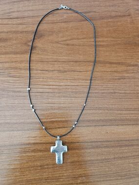 Silpada Sterling Silver Hammered Cross With Leather Cord Necklace .925 Silver